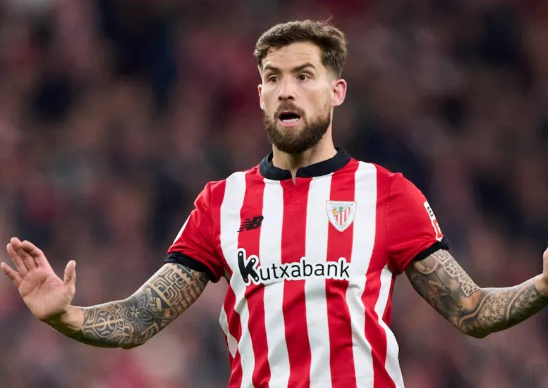 Inigo Martinez will join Barcelona without a visa until 2025